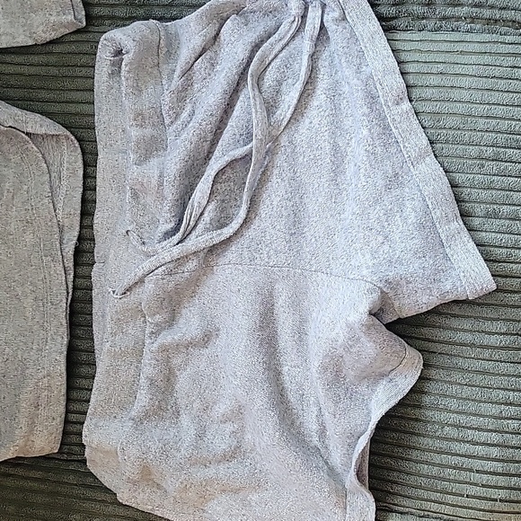 Cozy Maternity Pajama Shorts Set - Picture 3 of 3
